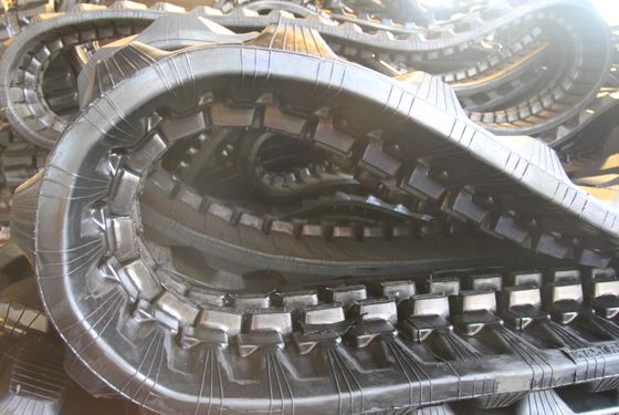 450*83.5*74 Grátis ATV UTV Máquinas de construção sem articulações Peças de escavadeira Pista de borracha