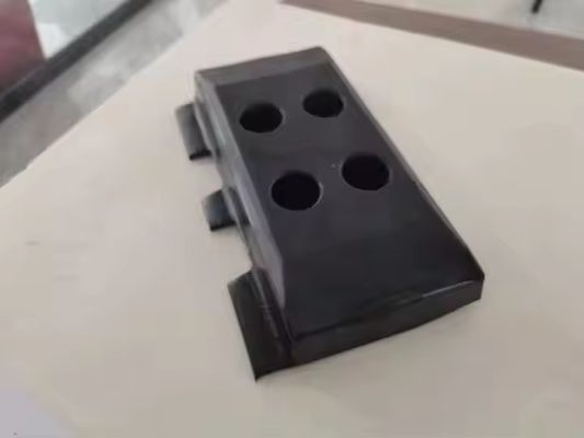 Fabrica de fornecimento de borracha de pista Pad Paver Trackpad para Vogel E S1600/S1800/S1900 Fabricante da China